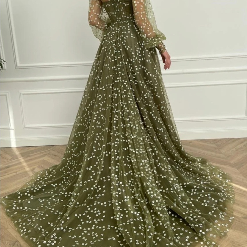 Elegant Olive Green Floral Lace Dress - Picture 5 of 9